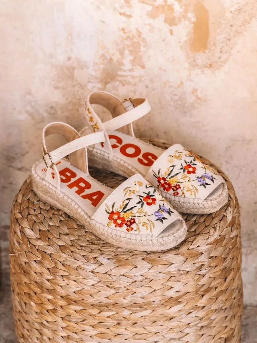 Colour_Dalia(Dalia) | Toni Pons Garbet
