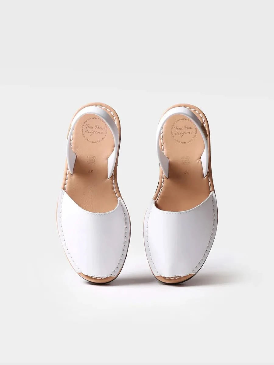 Colour_White(Blanco) | Toni Pons Mao-P