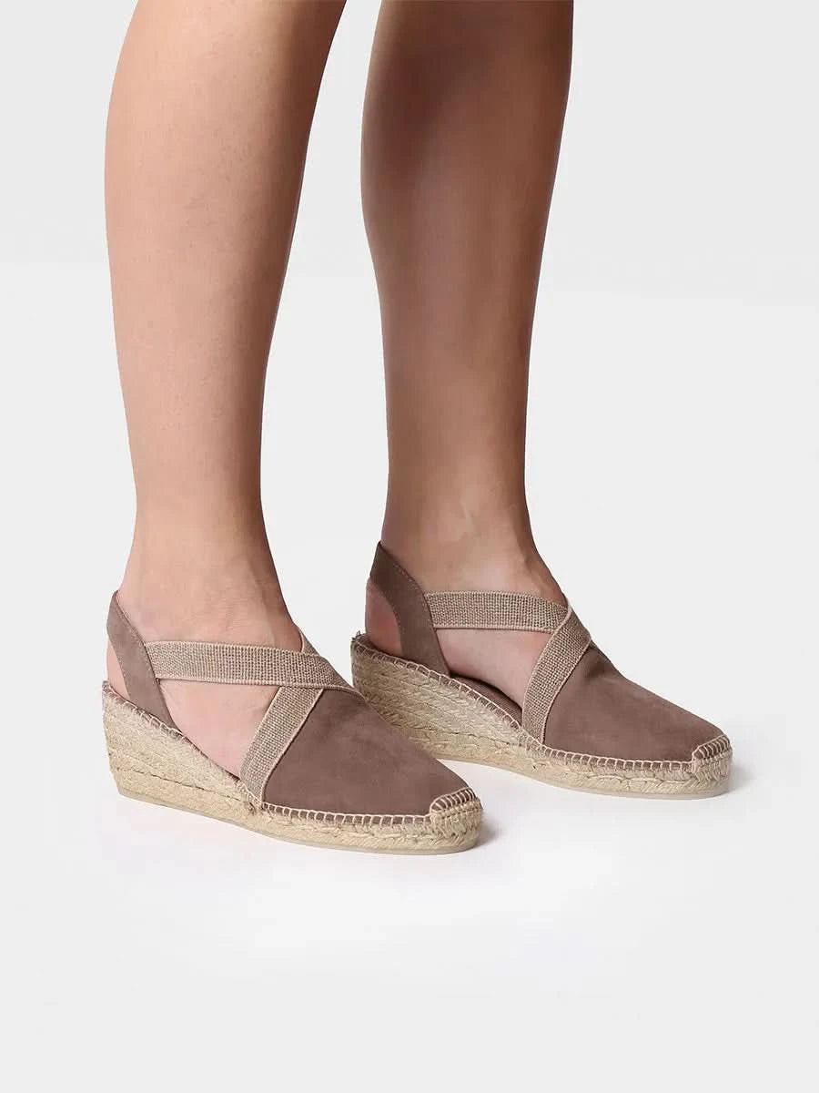 Colour_Taupe(Taupe) | Toni Pons Tona