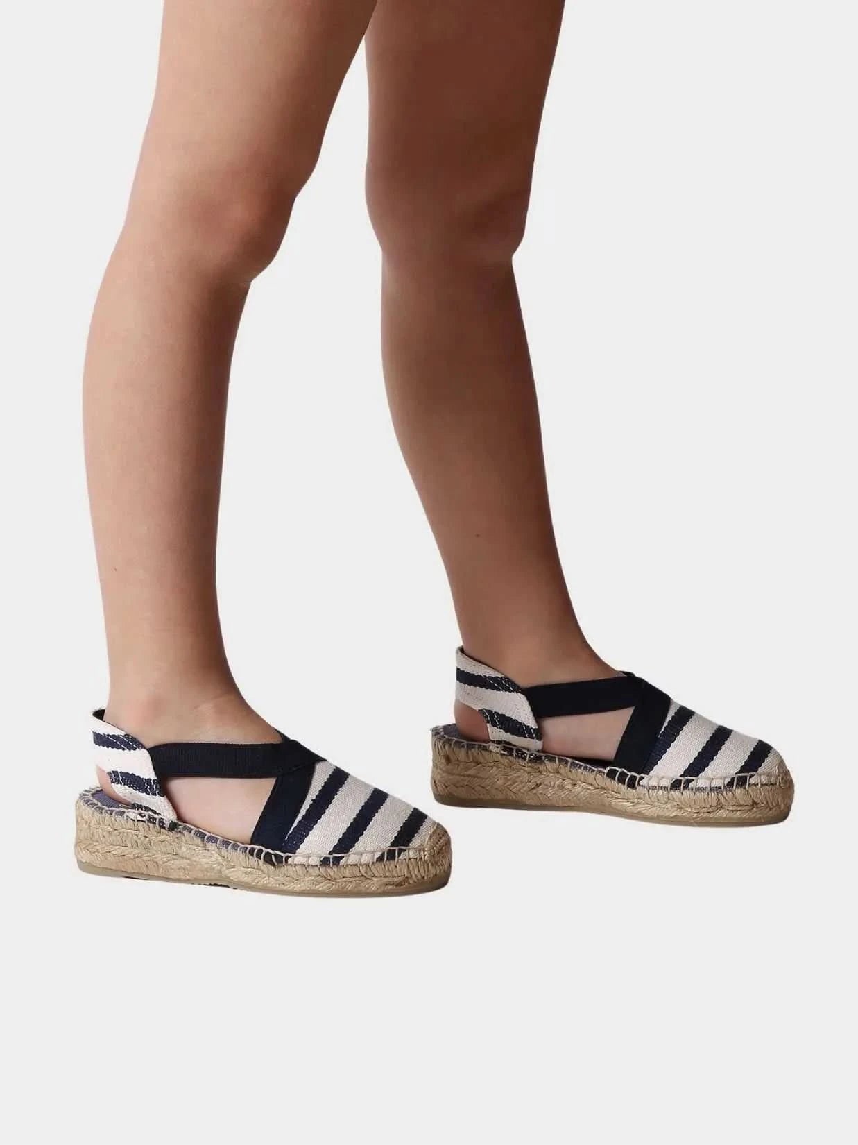 Colour_Offwhite-Navy(Ecru-Mari) | Toni Pons Edita-BR