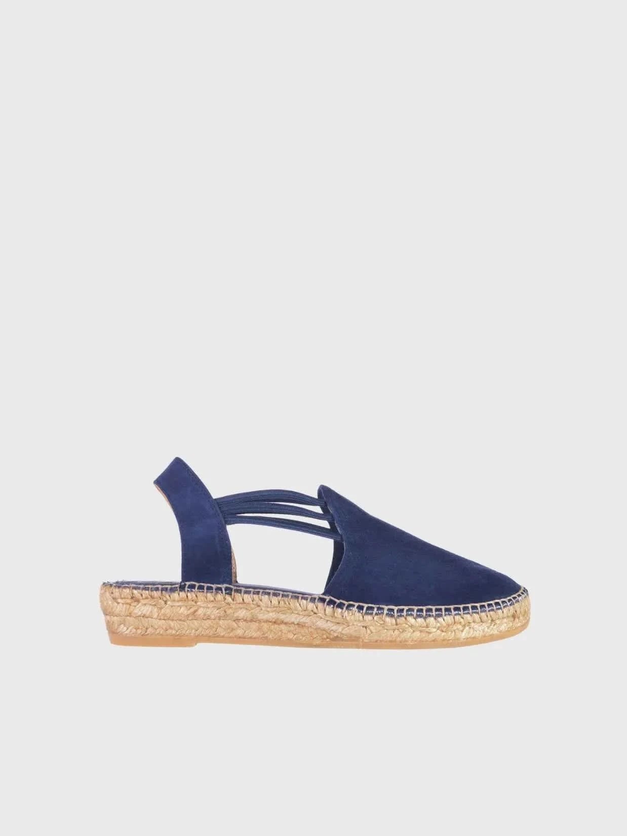 Colour_Navyblue(Mari) | Toni Pons Nuria