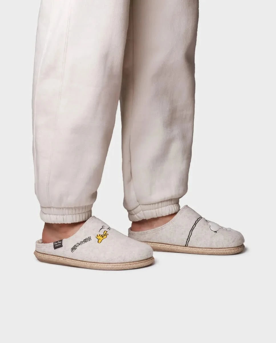 Colour_Offwhite(Ecru) | Toni Pons SNOOPY