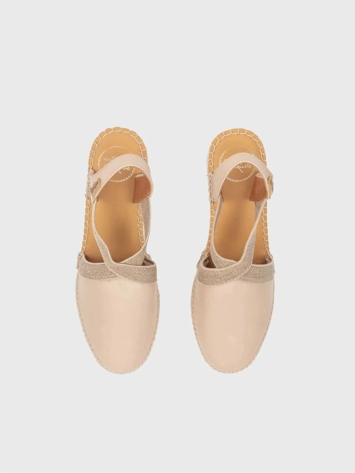 Colour_Beige(Beige) | Toni Pons Tossa