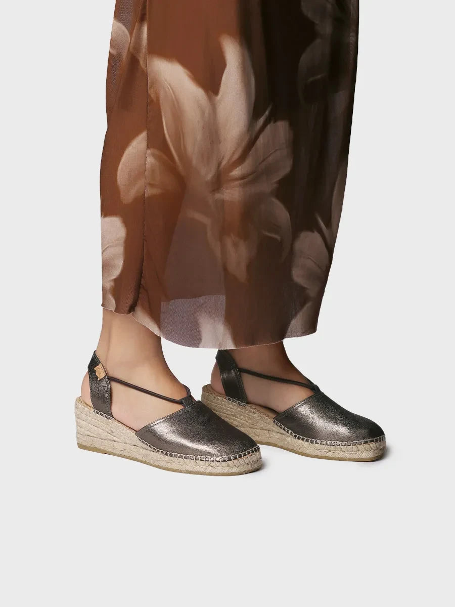 Colour_Bronze(Bronze) | Toni Pons TANA