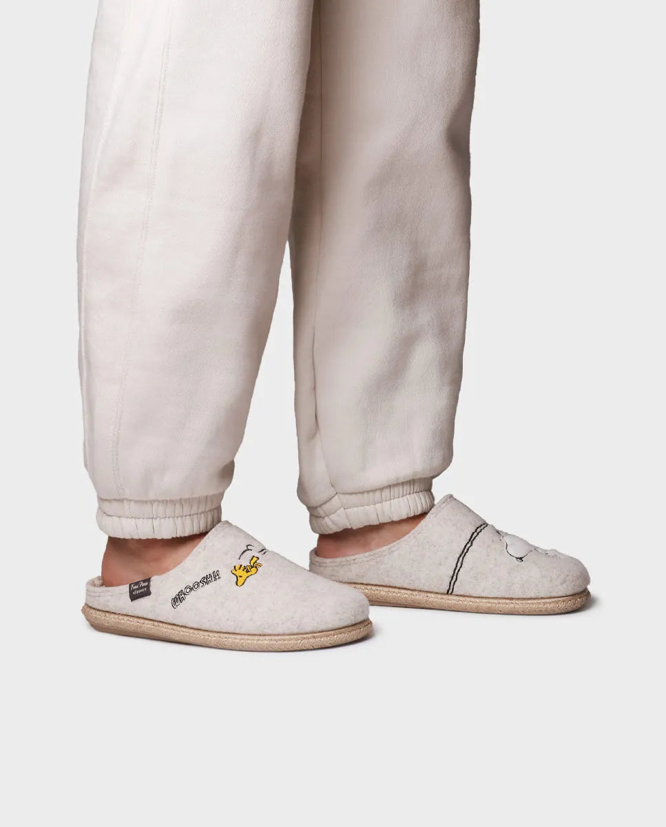 Colour_Offwhite(Ecru) | Toni Pons SNOOPY